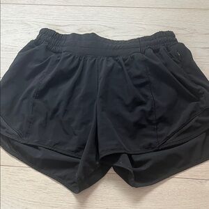 lululemon athletica Women's Black Athletic Shorts 4”